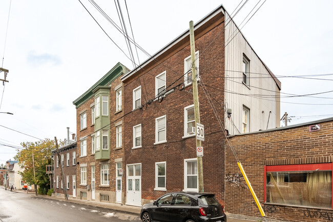 293 Saint-Ambroise Rue