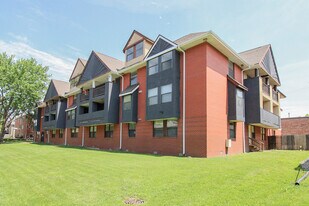 2008 Vawter St in Urbana, IL - Building Photo