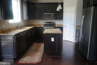 9820 Leighland Ct in Waldorf, MD - Building Photo - Building Photo