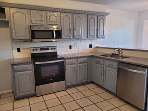 132 Sonora in Edmond, OK - Building Photo - Building Photo