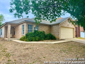 9219 Rhett Rd in San Antonio, TX - Building Photo - Building Photo