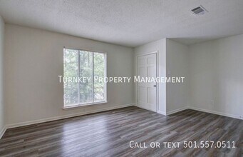 8919 Tanya Dr in Little Rock, AR - Building Photo - Building Photo