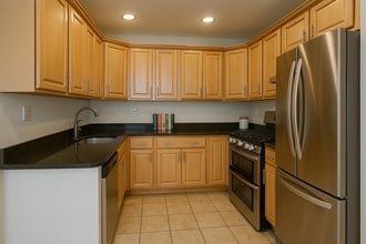 15 Glenridge Ave, Unit 33 in Montclair, NJ - Foto de edificio - Building Photo