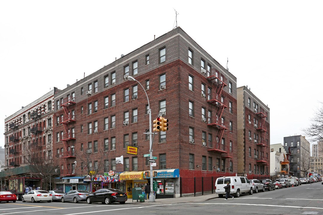 104-116 Audubon Ave in New York, NY - Building Photo