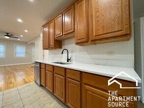 3606 W Cortland St, Unit CH1 in Chicago, IL - Building Photo - Building Photo