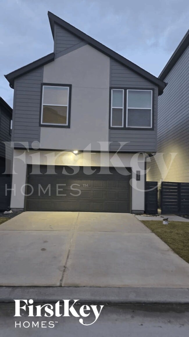 property at 329 N Centro Cir