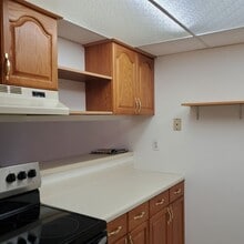 937 W Oak Ridge Rd in Orlando, FL - Building Photo - Building Photo