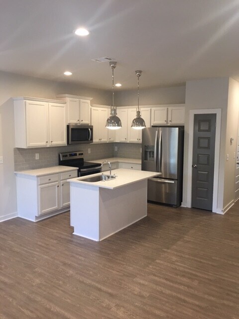 335 Lorien Way in Athens, GA - Building Photo