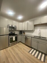 1462 N Limestone St, Unit 1462 in Springfield, OH - Foto de edificio - Building Photo