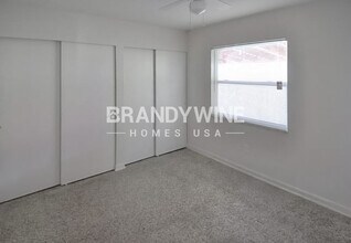 6215 N Coolidge Ave in Tampa, FL - Building Photo - Building Photo