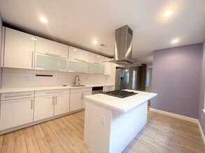 20 Marie Ave, Unit 3 in Cambridge, MA - Foto de edificio - Building Photo