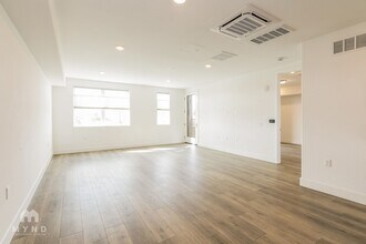 3041 El Camino Real in Santa Clara, CA - Building Photo - Building Photo