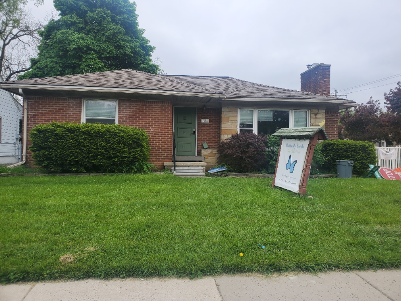 3202 Greenfield Rd in Royal Oak, MI - Foto de edificio