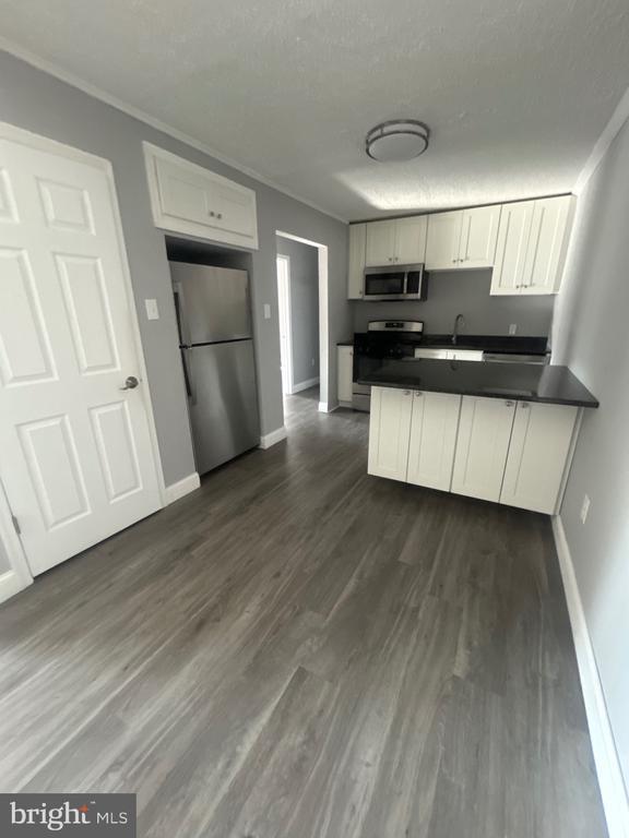 property at 400 Main St