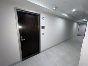 10231 Woodbine St-Unit -202 in Los Angeles, CA - Building Photo - Building Photo