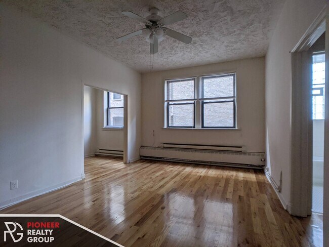 1044 W George St, Unit #1050-101