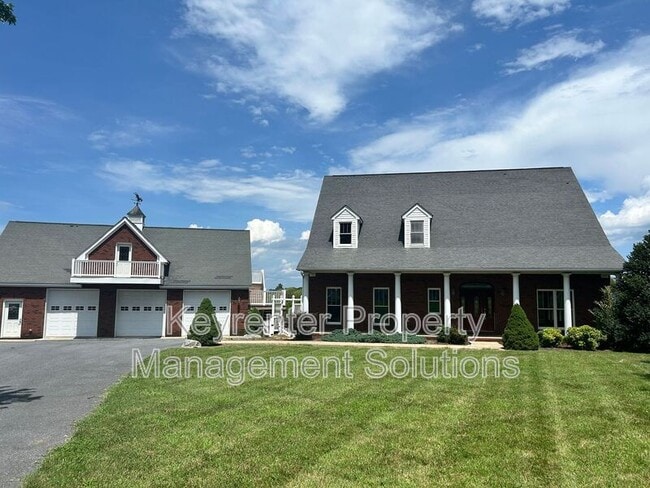 property at 33 Hodge Farm Ln