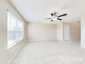 908 American Monarch Dr in La Marque, TX - Foto de edificio - Building Photo