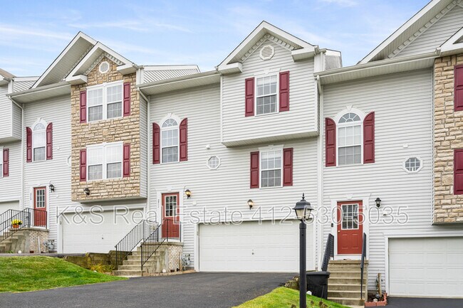 2711 Canterbury Dr in Imperial, PA - Building Photo - Building Photo