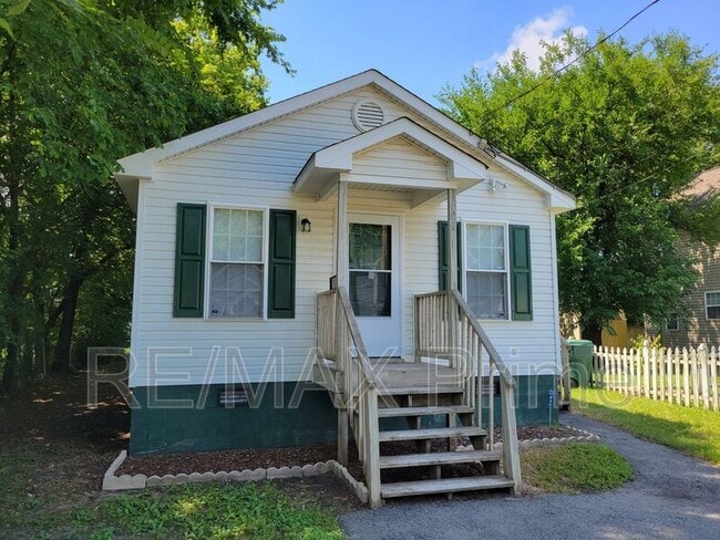 409 Hunter St in Suffolk, VA - Building Photo - Building Photo