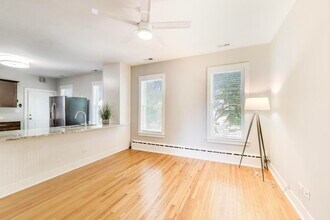 549 Ridge Rd in Wilmette, IL - Building Photo - Building Photo