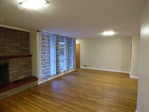 1220 E Lavon Dr in Salt Lake City, UT - Building Photo - Building Photo