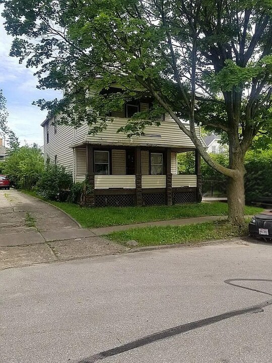 2791 E 127th St in Cleveland, OH - Building Photo
