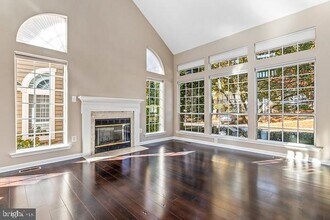 412 Overlook Dr in Occoquan, VA - Building Photo - Building Photo