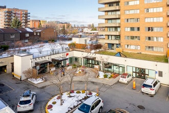 165-205A Frobisher Av in Pointe-claire, QC - Building Photo - Building Photo