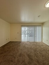 10873 W Ustick Rd in Boise, ID - Building Photo - Building Photo