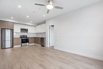 1516-1516 McCallum Rd in Abbotsford, BC - Foto de edificio - Building Photo