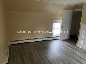 15 Elm St in Bangor, ME - Building Photo - Building Photo