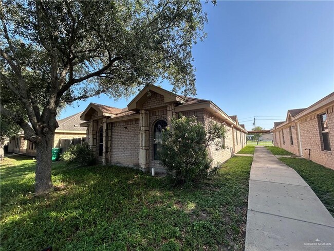 property at 1307 E Coyote St
