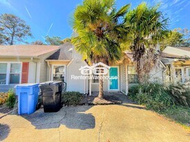 2421 Sedgewick Dr in Virginia Beach, VA - Building Photo