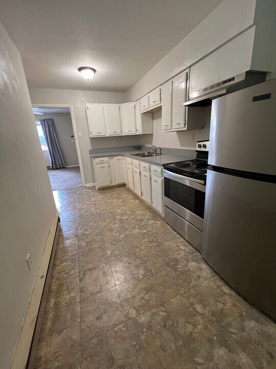 5300 May Cir, Unit A in Cross Lanes, WV - Building Photo