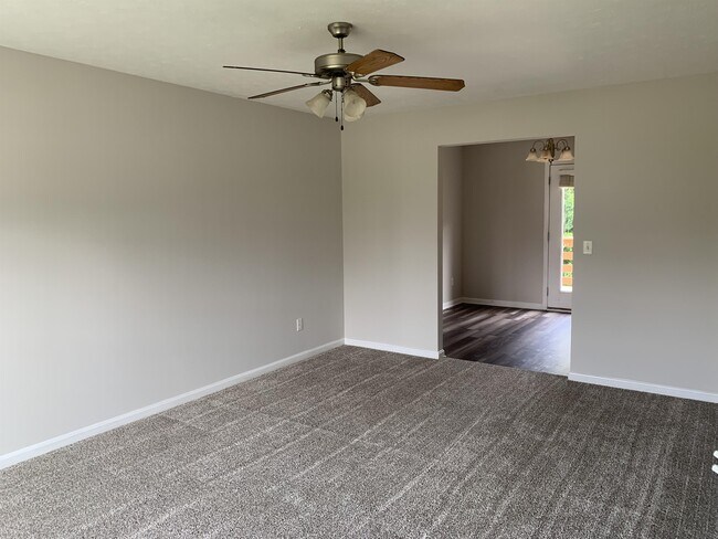 307 Ivy Pointe Dr in Elizabethtown, KY - Building Photo - Building Photo