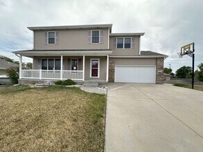 8621 Lavender Cir in Lincoln, NE - Building Photo - Building Photo