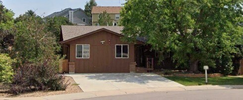 2352 S Braun Way in Lakewood, CO - Building Photo