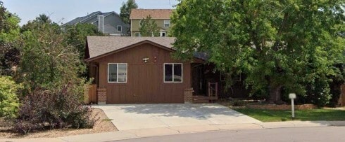 property at 2352 S Braun Way