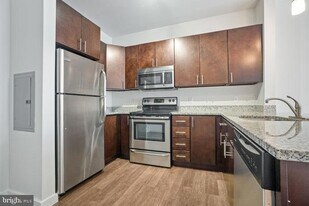 1 Bridge St, Unit 1B-1-1330 in Phoenixville, PA - Building Photo