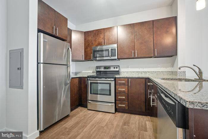 1 Bridge St, Unit 1B-1-1330 in Phoenixville, PA - Building Photo