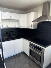 1215 NE 79th Ave in Portland, OR - Foto de edificio - Building Photo