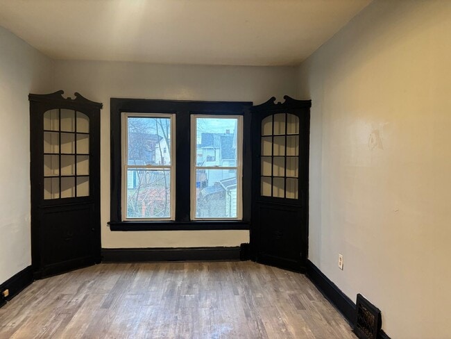 property at 4008 Ardmore Ave