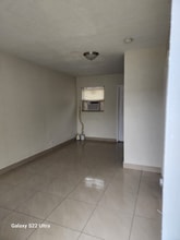 133 SW 5th Ct in Dania Beach, FL - Building Photo - Building Photo