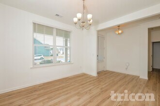 305 Fairmont Ave in Mcdonough, GA - Building Photo - Building Photo