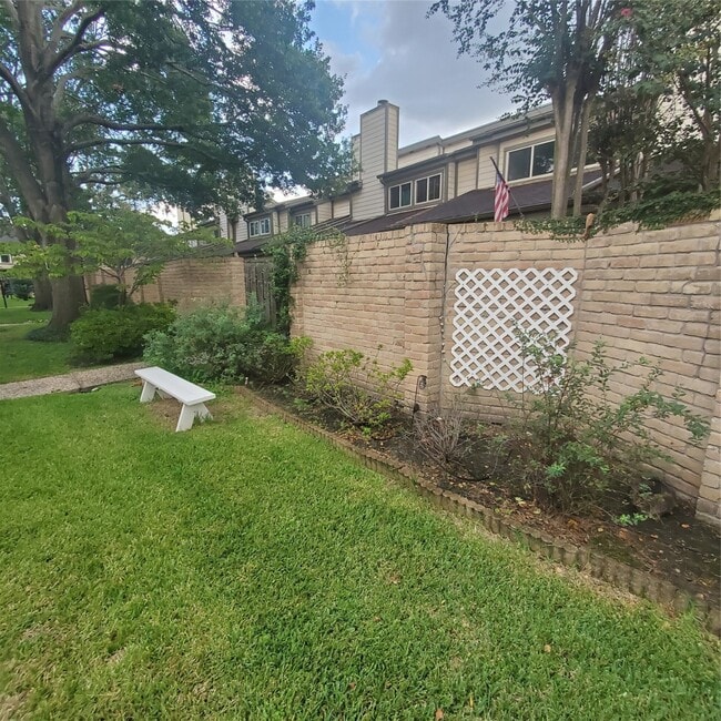 726 Country Pl Dr in Houston, TX - Building Photo - Building Photo
