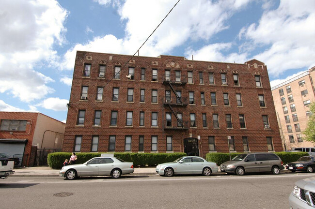 1113 Avenue O in Brooklyn, NY - Building Photo - Primary Photo