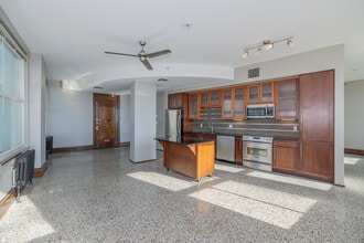 Philtower Lofts in Tulsa, OK - Building Photo - Interior Photo