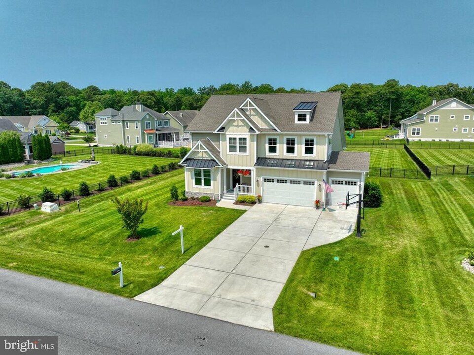 31569 Rachel Ave in Lewes, DE - Building Photo
