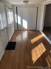 44 Roseville Rd in Westport, CT - Building Photo - Building Photo